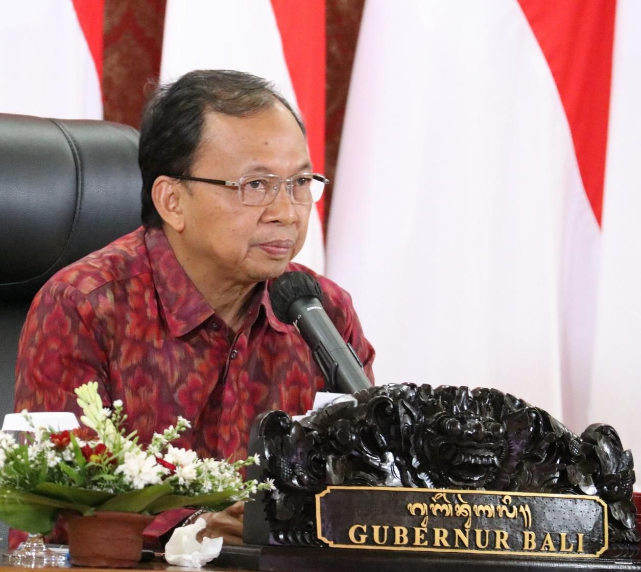 podiumnews.com-Koster Paparkan Kebijakan Bali Terkait Kelestarian Alam dalam Diskusi ‘Politik Hijau’ PDIP